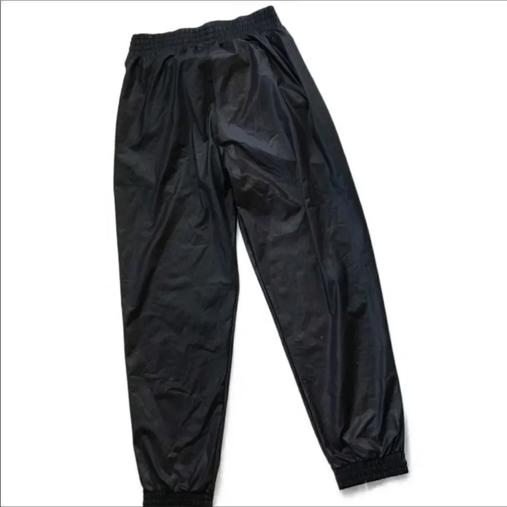 🔥Victoria secret sport faux leather pants New sz Large women’s pants - Picture 5 of 8